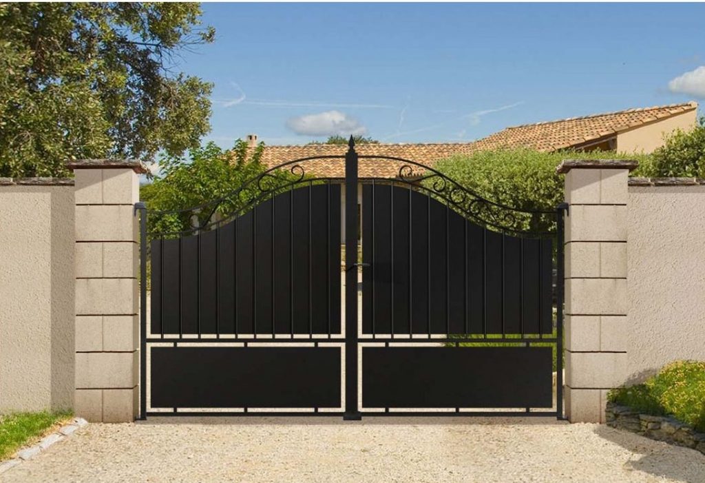 Portail en acier