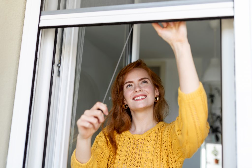 Moustiquaire-Agnes-M-Arles