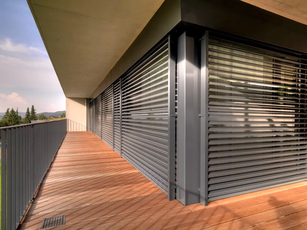 Pergola bioclimatique lames retractables